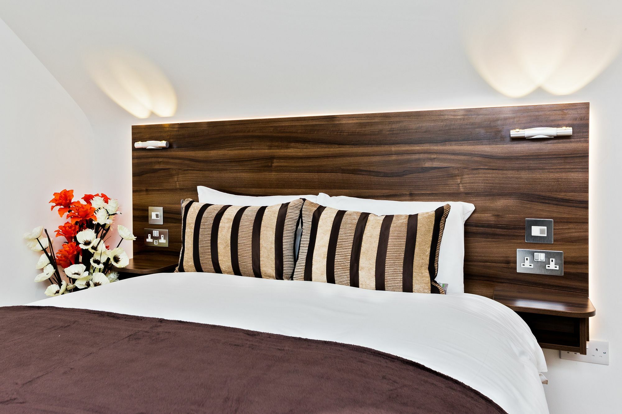 Book Today At Metro Serviced Apartments Bedford - Metro House ,Free Wifi Екстериор снимка