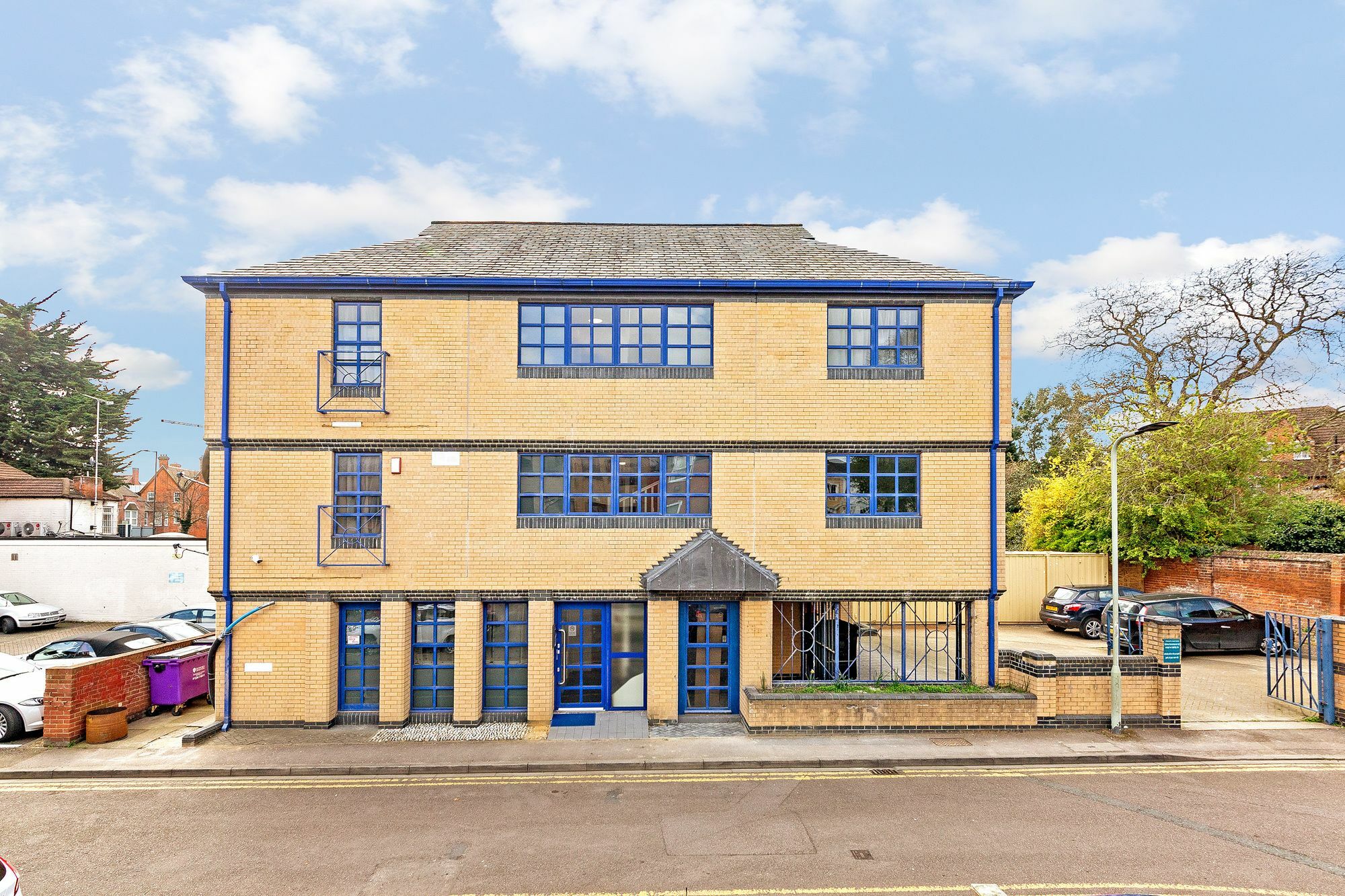 Book Today At Metro Serviced Apartments Bedford - Metro House ,Free Wifi Екстериор снимка